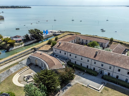 Apartamentos Le Fort de la Rade