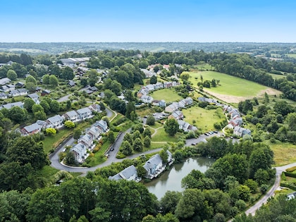 Village Normandy Garden