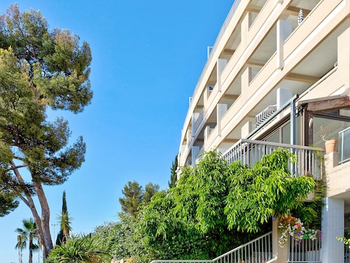 Apartamentos Bandol Port