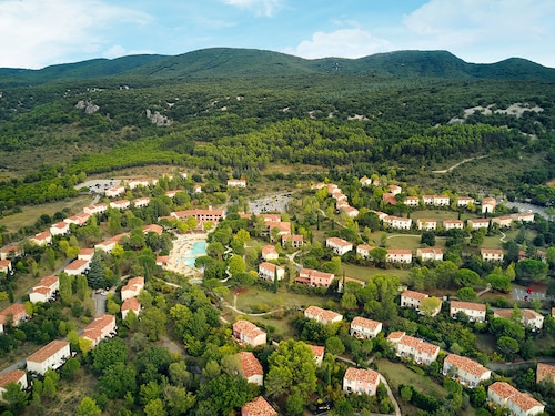 Village Le Rouret