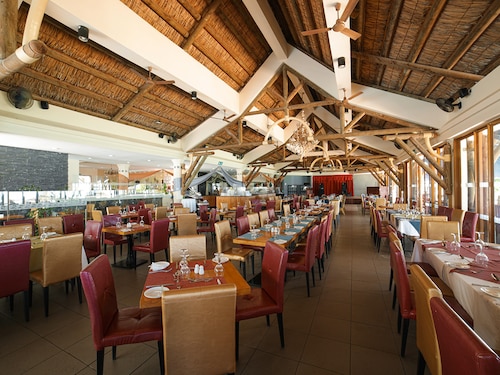 Hôtel Pearle Beach Resort and Spa