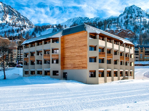 Residence Sowell New Chastillon