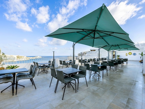 Résidence Plaza Regency Suites