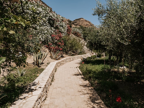 Hôtel Paralos The Maxine (Adults only)