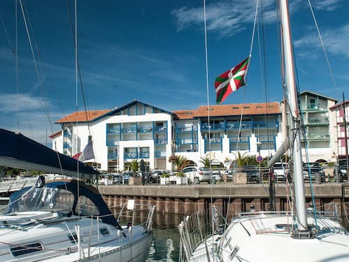 Residence Mer et Golf Sokoburu