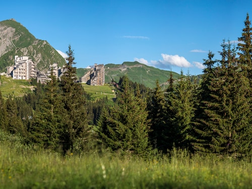 Avoriaz & Les Portes Du Soleil