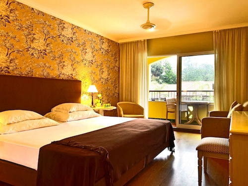 Apartamentos Pestana Village et Miramar