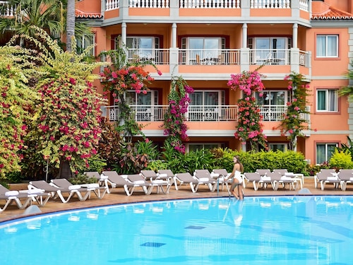 Apartamentos Pestana Village et Miramar