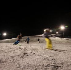 Esquí nocturno