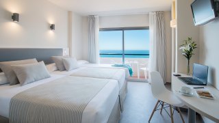 bedroom Hotel El Puerto