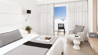 bedroom Aressana Spa Hotel & Suites