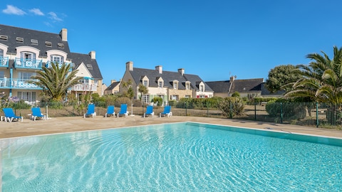Piscine Résidence Cap Marine