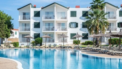  Apartamentos Menorca Cala Blanes